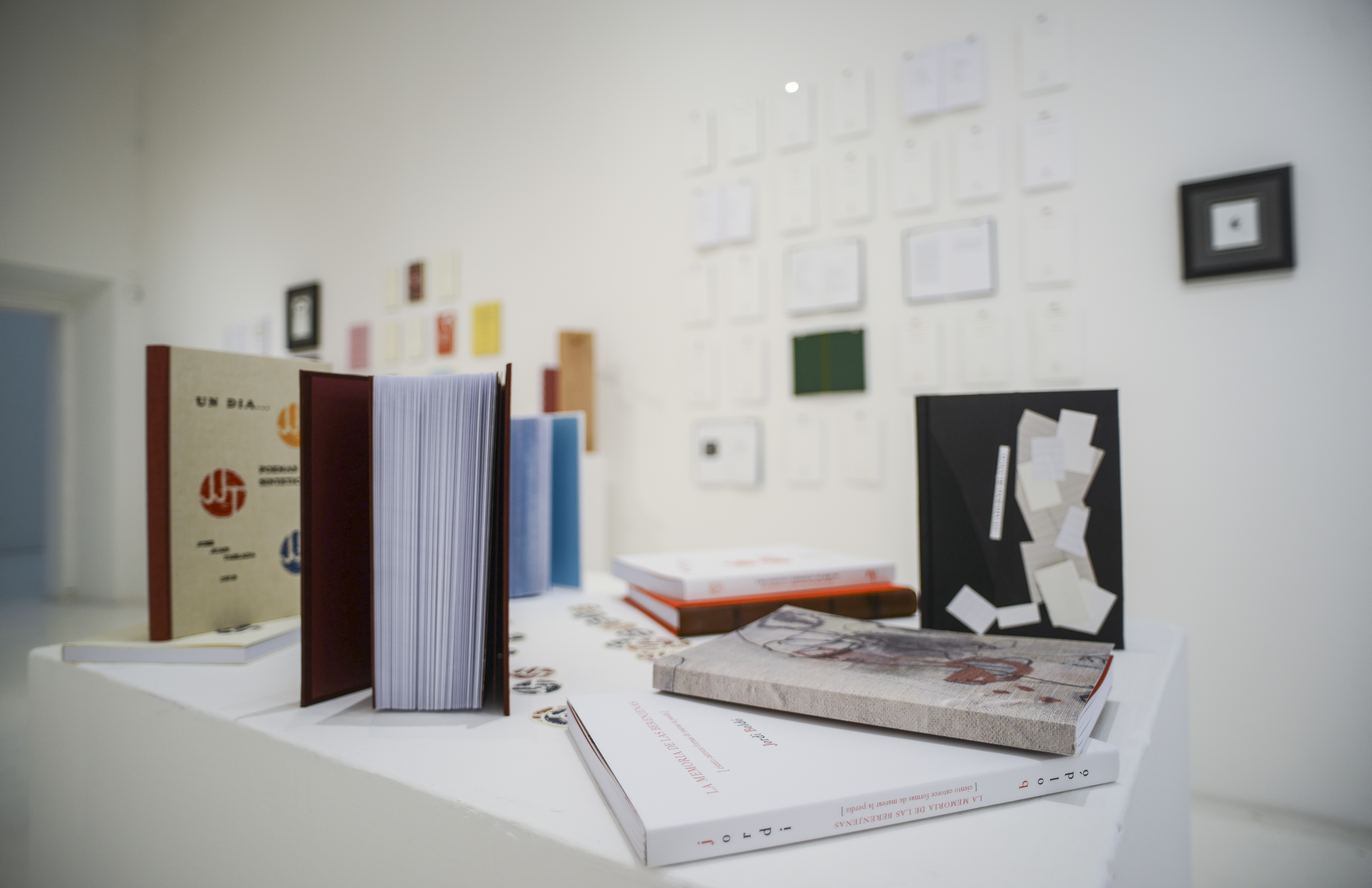 Instalación “La trama de los libros”, Centro de Arte Bernardo Quintana, 2020. 